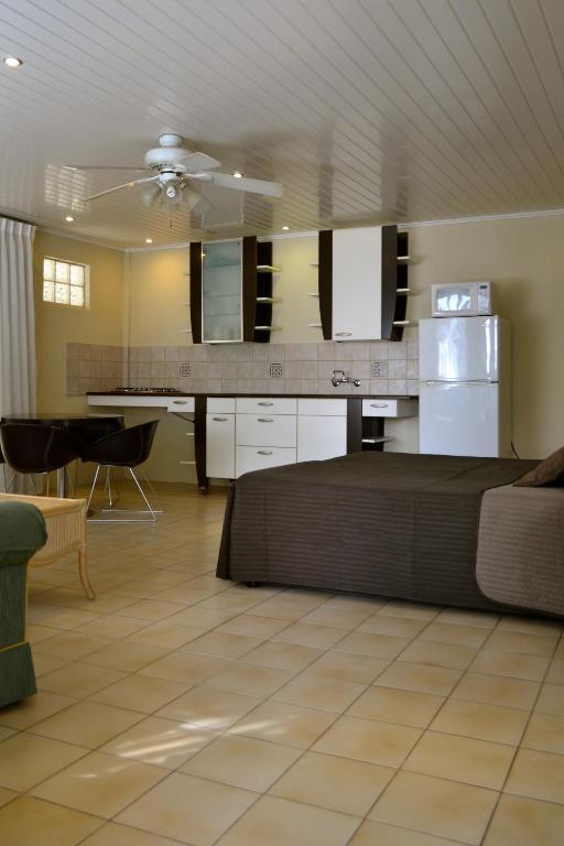 Bananas Apartments Adults Only Palm Beach Szoba fotó