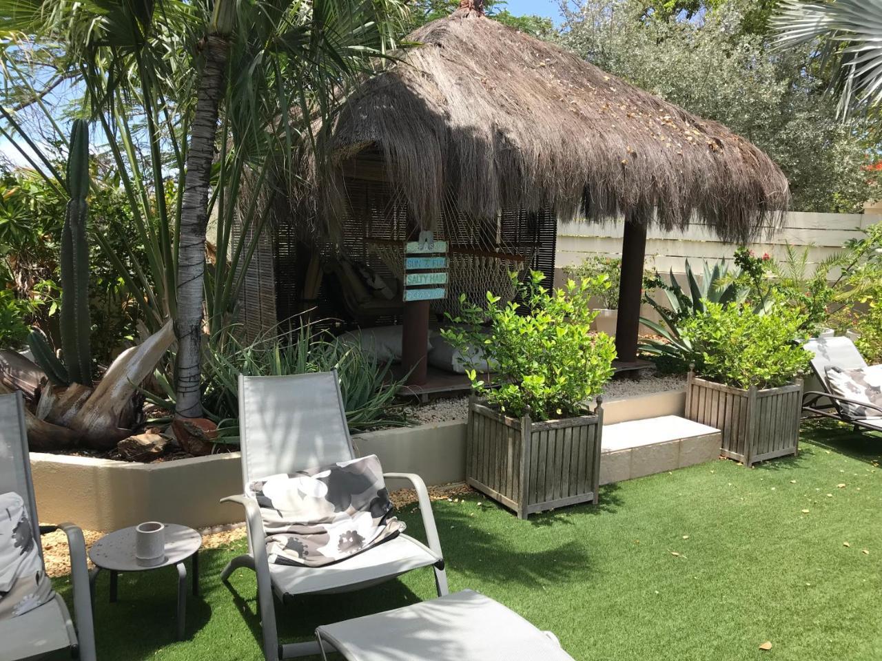 Bananas Apartments Adults Only Palm Beach Kültér fotó